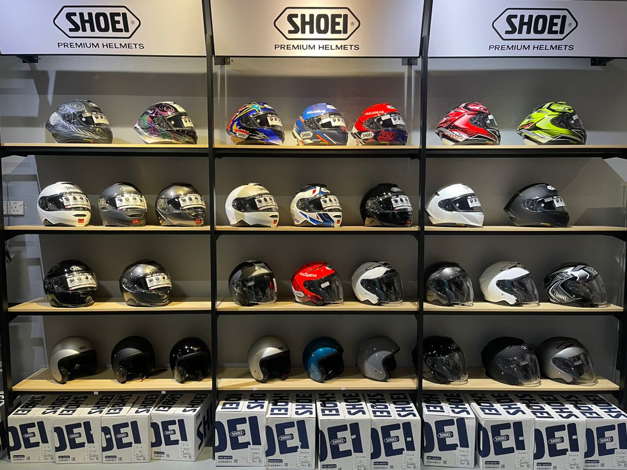 Fenixtech Motorsport (Shoei Helmet Kelantan , Alpinestars, Arai, Cardo) in Kota Bharu