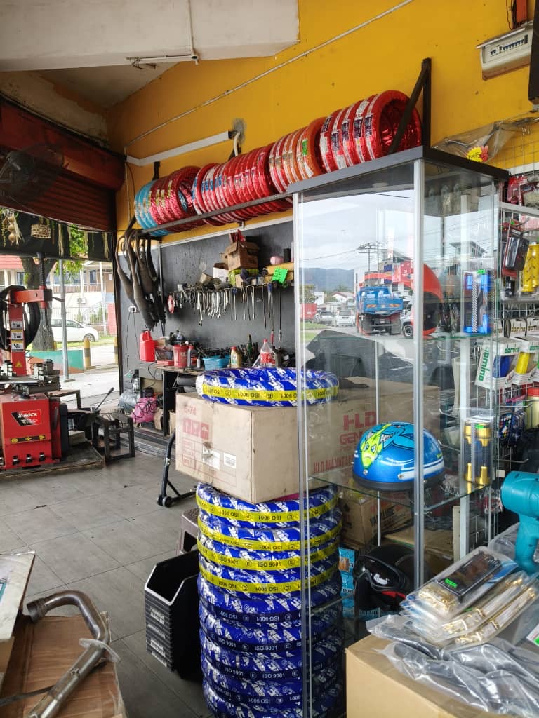 MV84 MOTORWORKS — photo 3