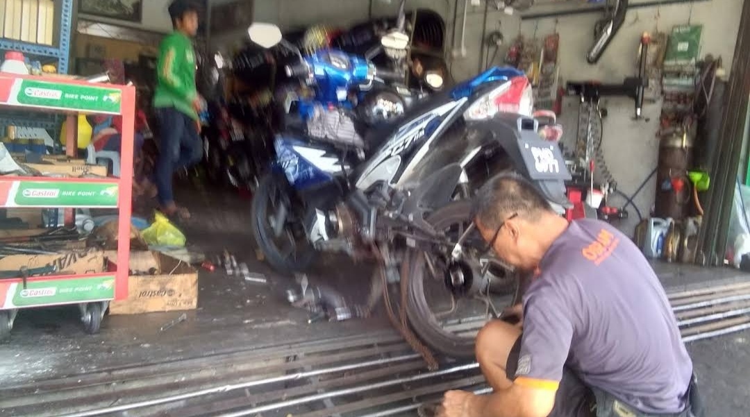 Castrol Bike Point - Kedai Motor Heng Kim Soon — photo 2