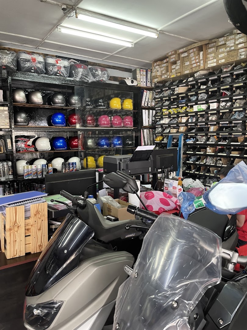 Syarikat Motor Sri Maran in Maran