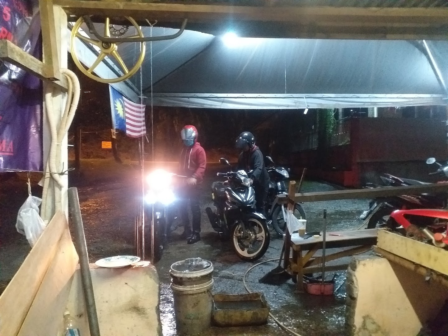EJAL & MOTOR SERVIS in Sepang