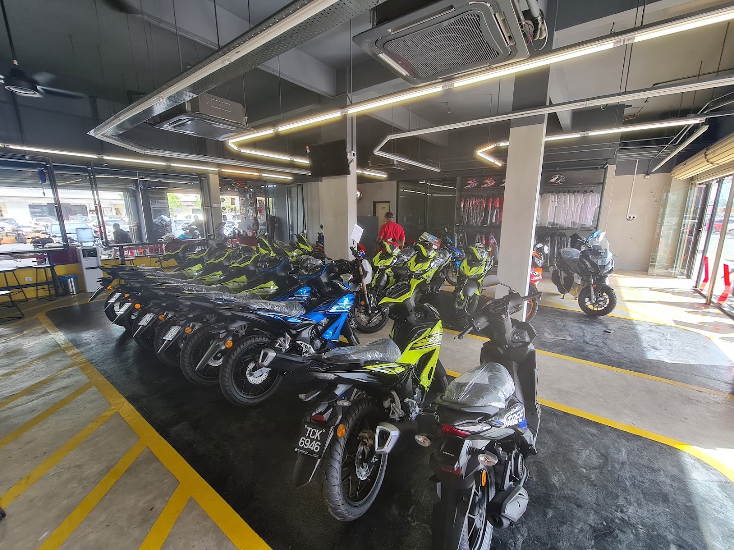 HONDA IMPIAN-X LEE MOTOR Cabang Tiga in Kuala Terengganu