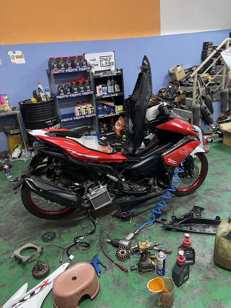 IKK Scoot Garage — photo 2