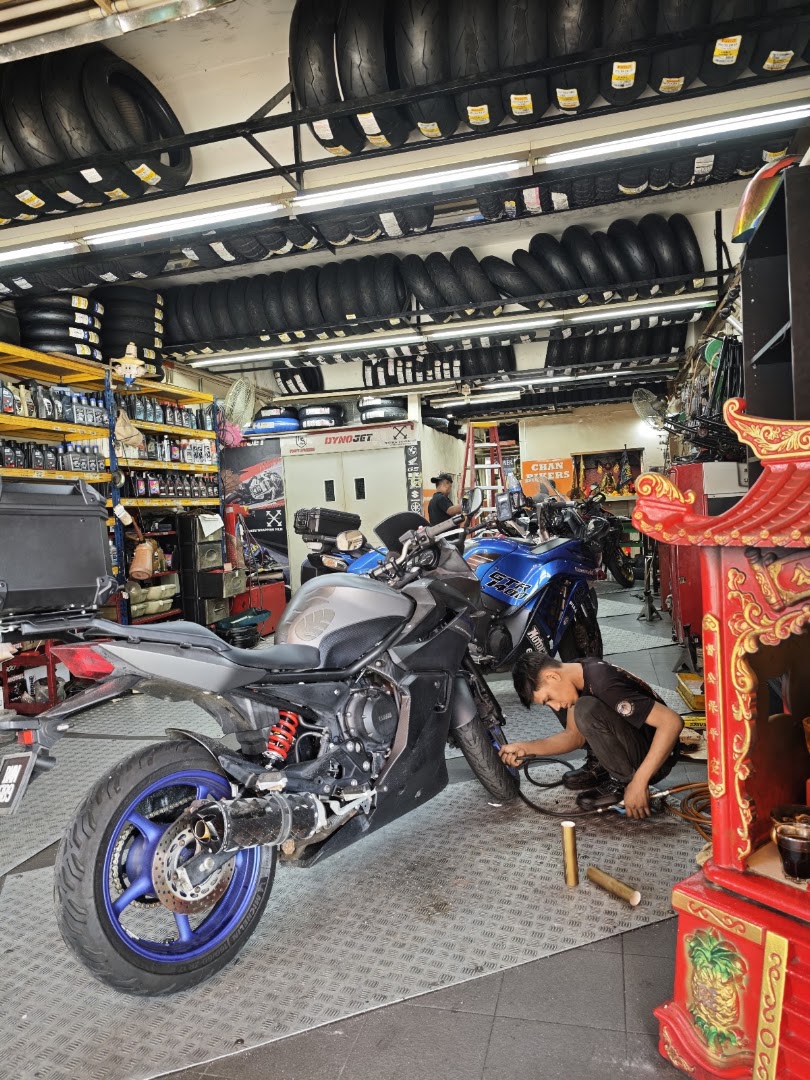 CHAN BIKERS (motorcycle repair and tyre specialist) Very good price! in Shah Alam