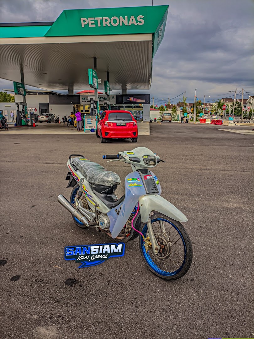 San Siam Kilat Garage — photo 2