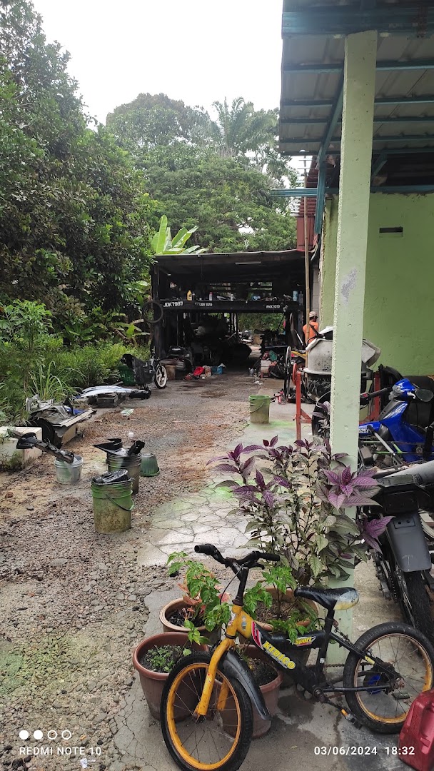 Zul Garage — photo 1