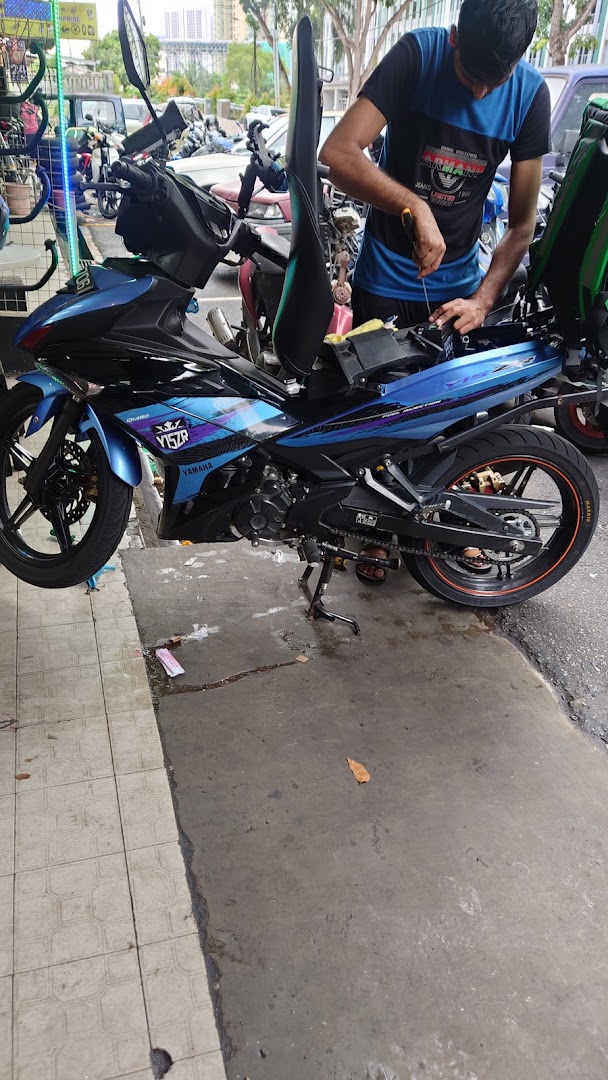 GKM MOTORS — photo 2