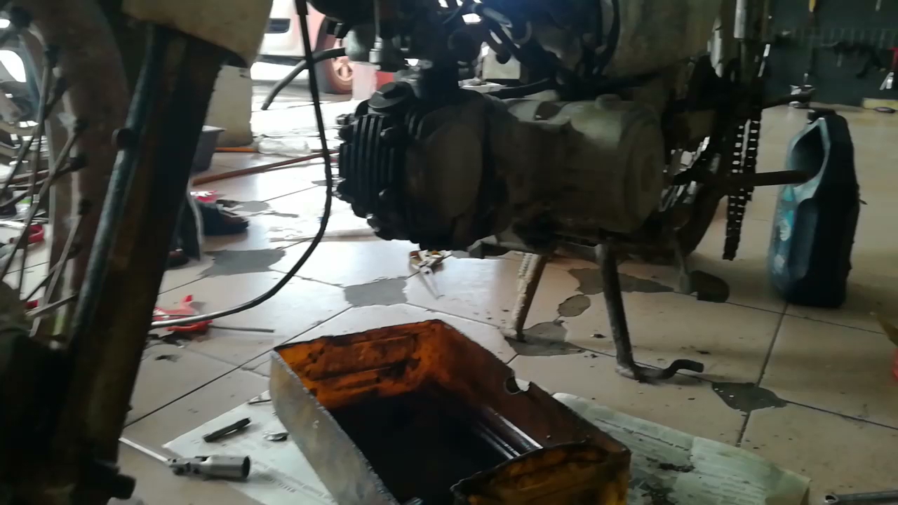 Red Uan Motor Sundar — photo 2
