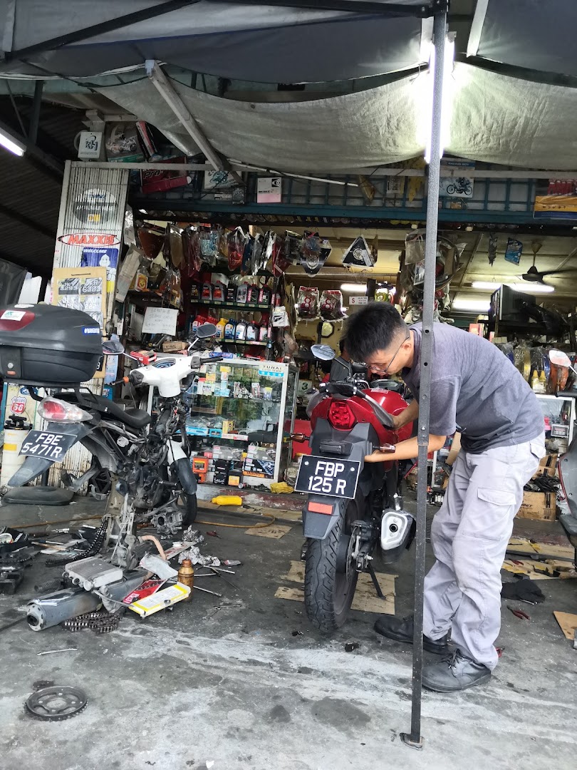 Perniagaan Service Motor Seng Heng — photo 2