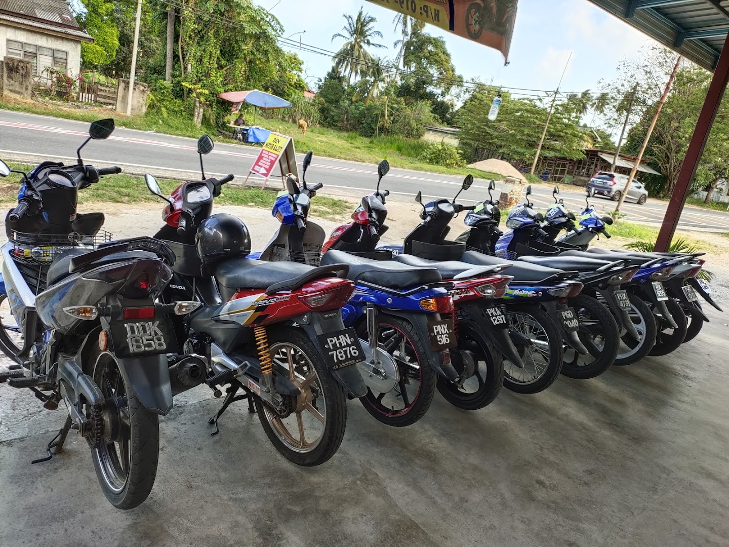 Din Motor Bajet in Bachok