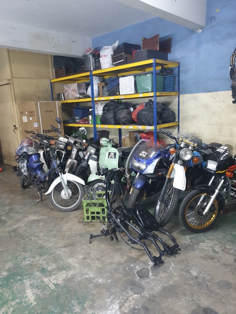 Retromos Parts Enterprise in Seri Kembangan