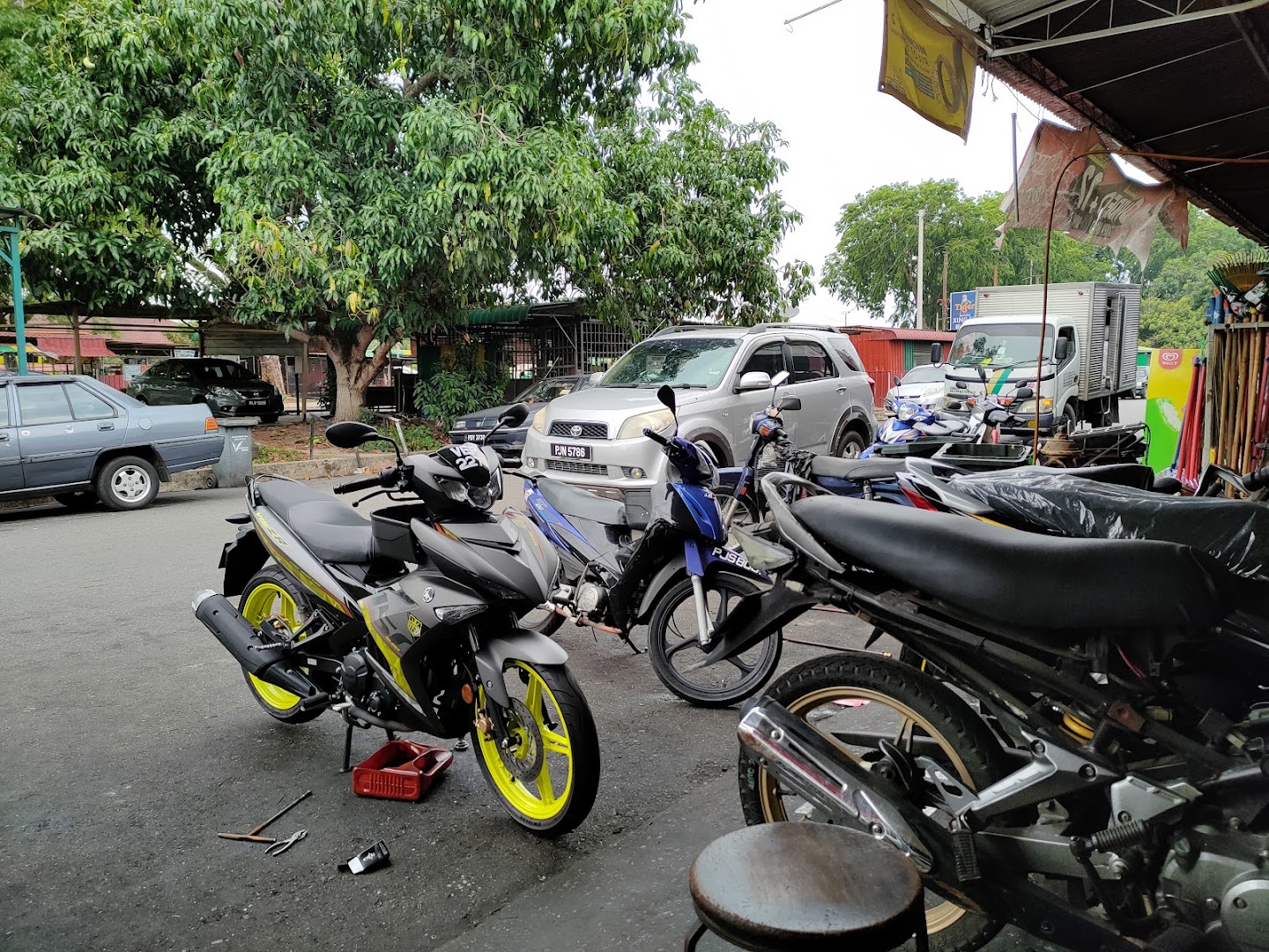 Lee Hock Motor Shop — photo 2