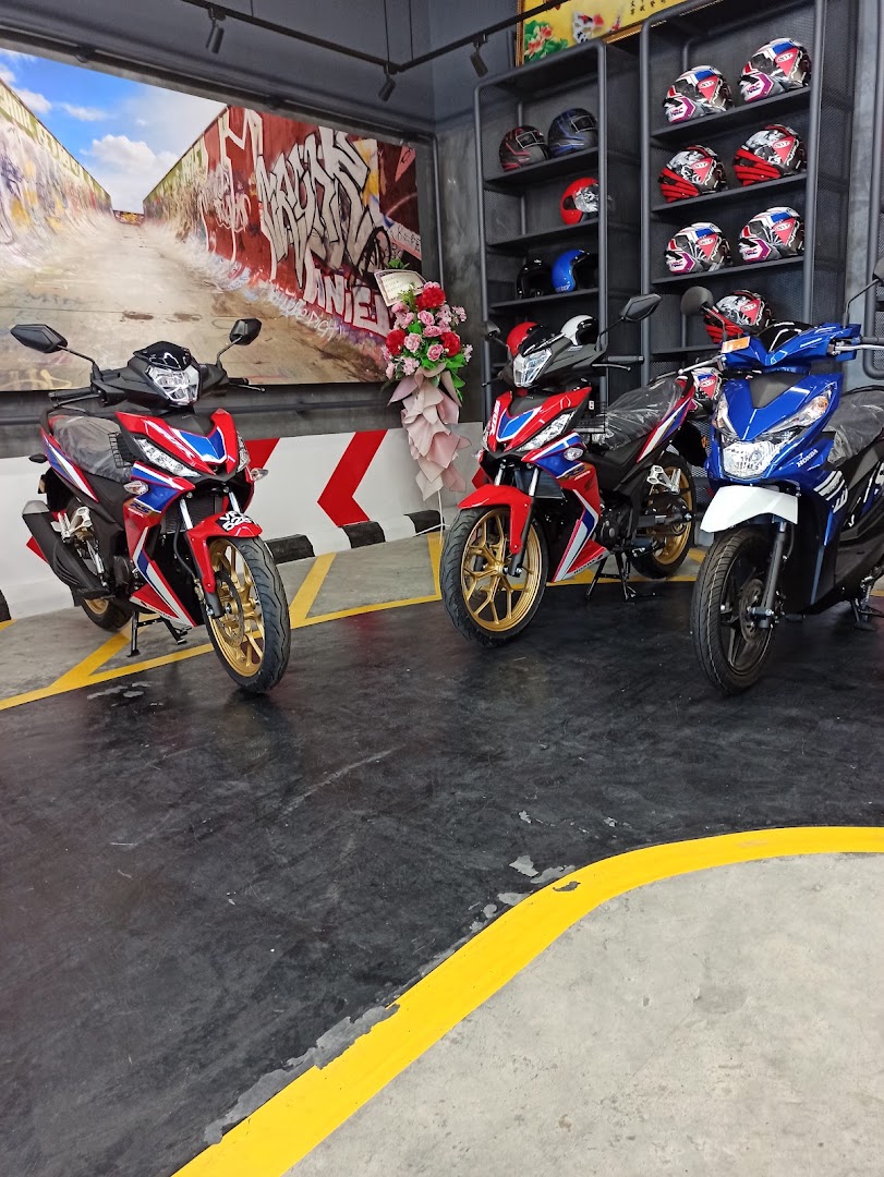 Honda Impian X Arai Kuala Selangor — photo 2