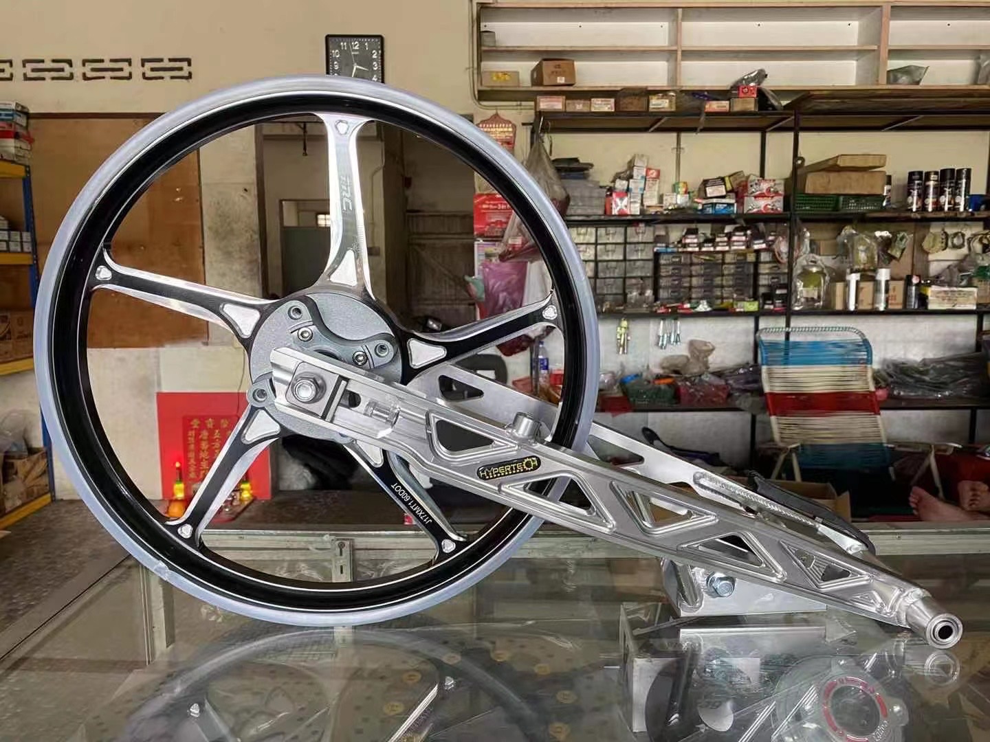 KEDAI MOTOR GEE HONG — photo 2