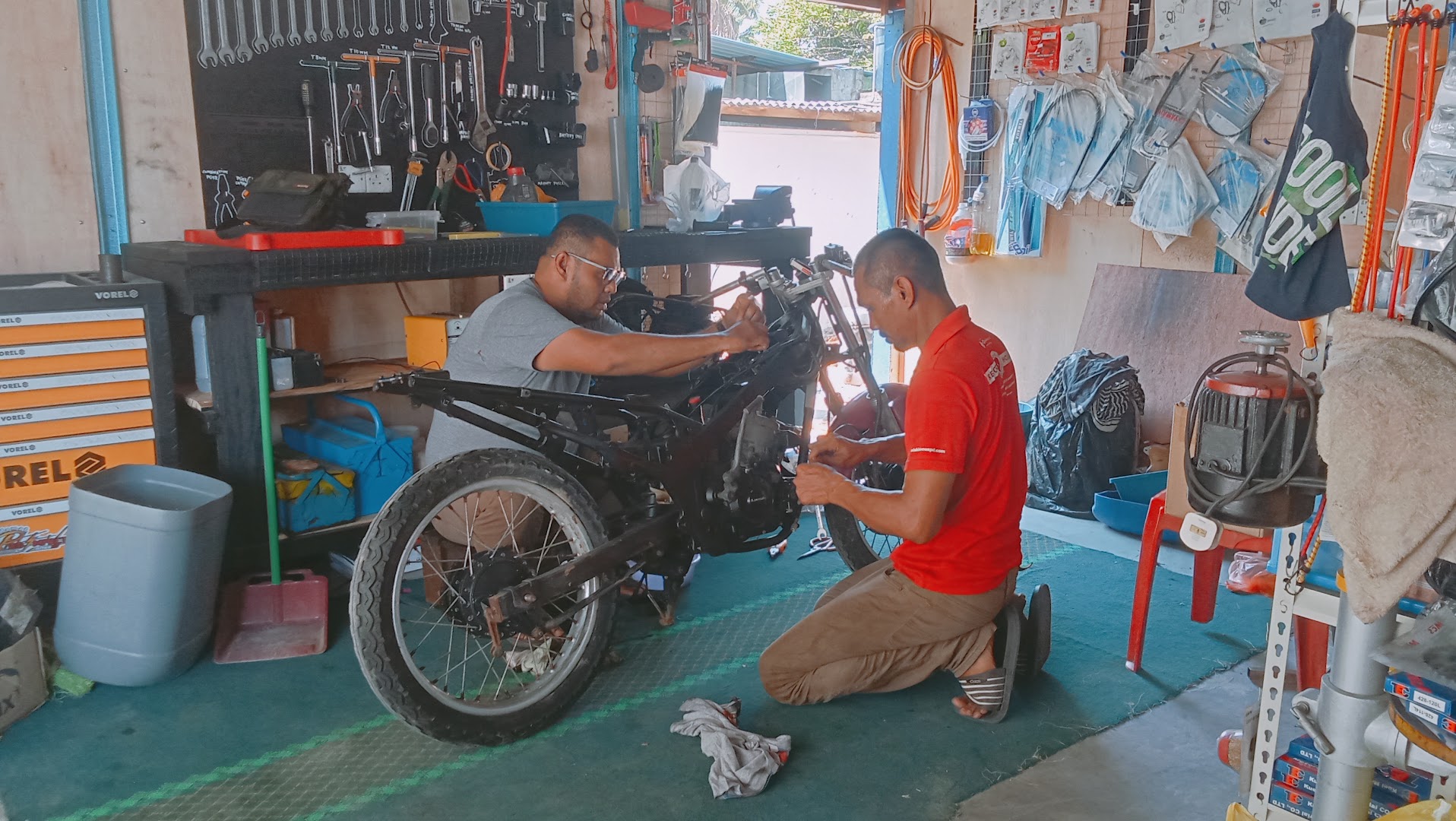KKZ Motor Garage in Port Dickson
