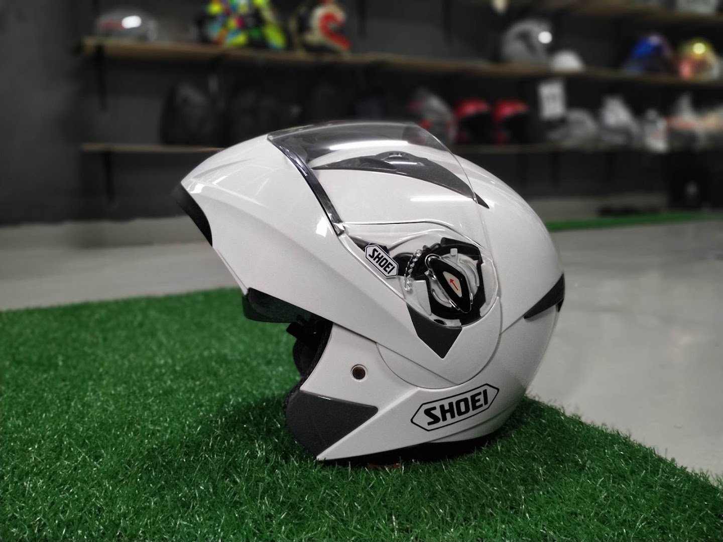 helmet — photo 3