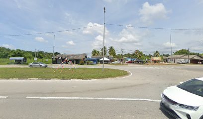 A MACHINETUNE UP MOTORCYCLE REPAIRING SHOP in Banting