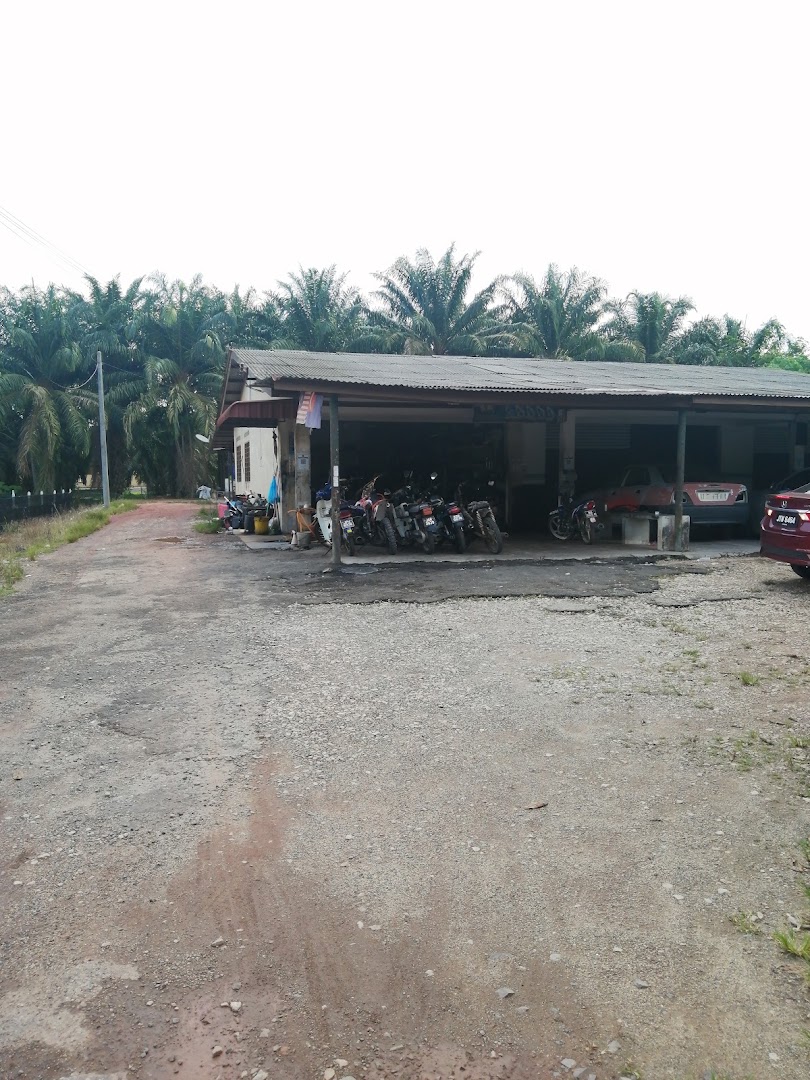 AHM MOTOR WORKSHOP — photo 4