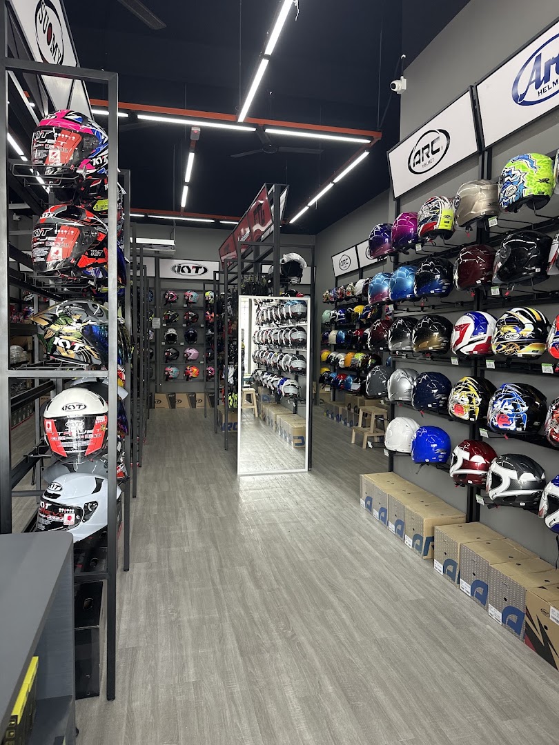 FT GARAGE KUANTAN — photo 2