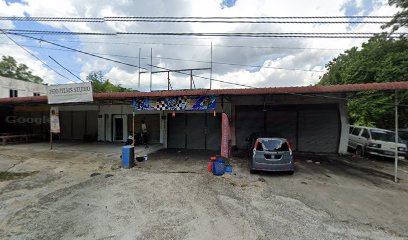 PIT GARAGE MOTO in Kepala Batas