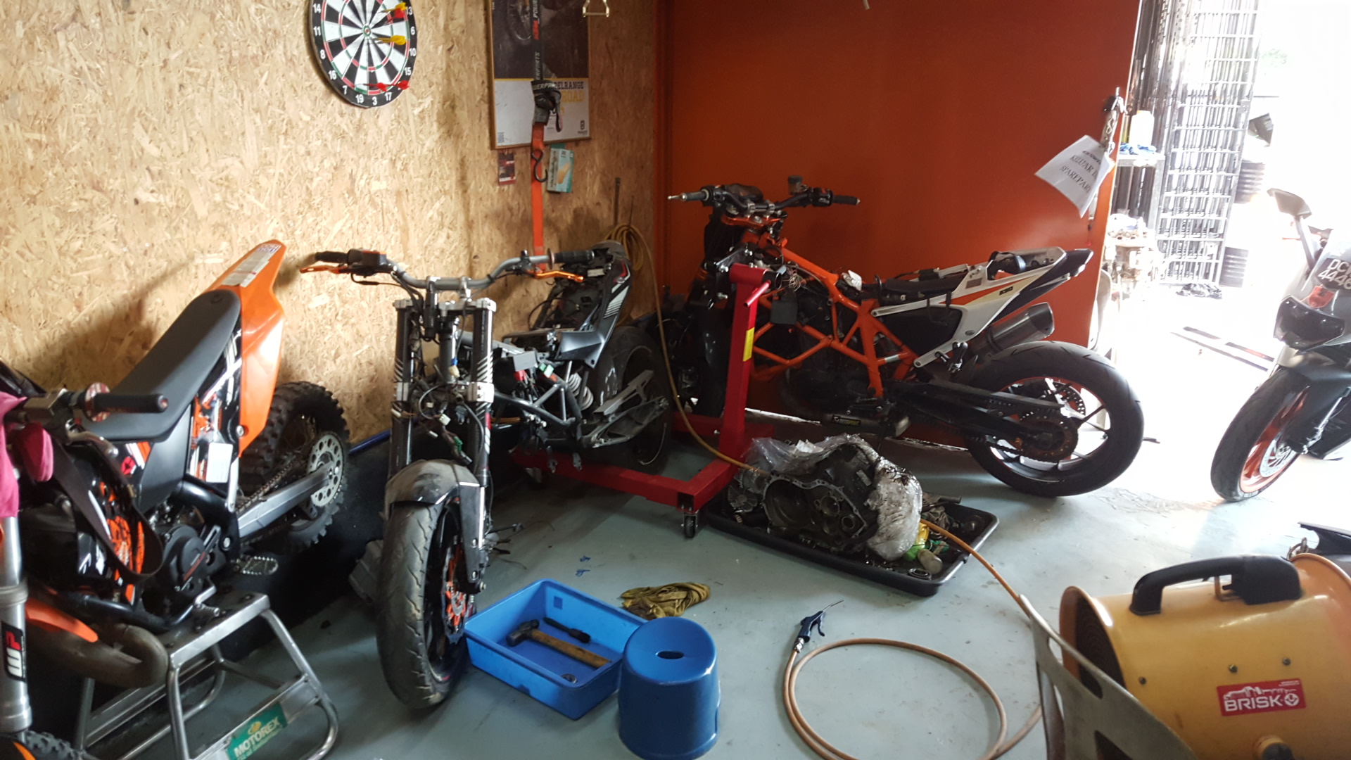 Ewe Garage in Kota Bharu