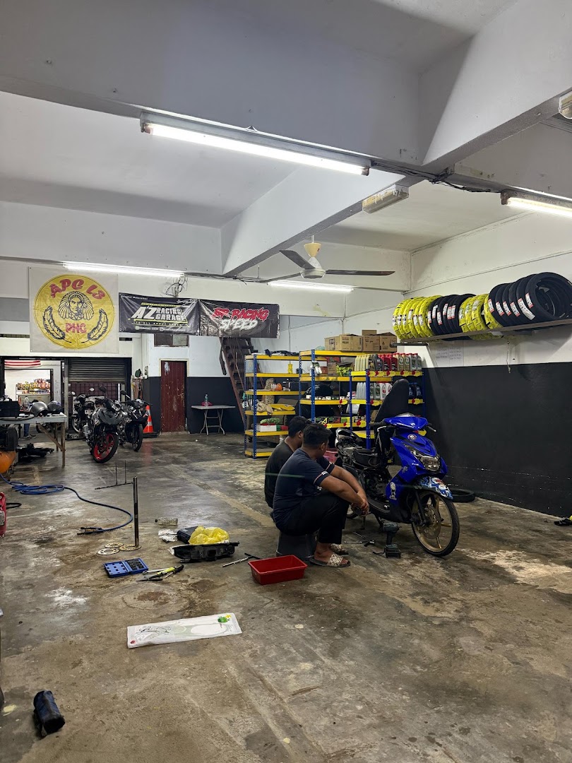 AZ Racing Garage — photo 4