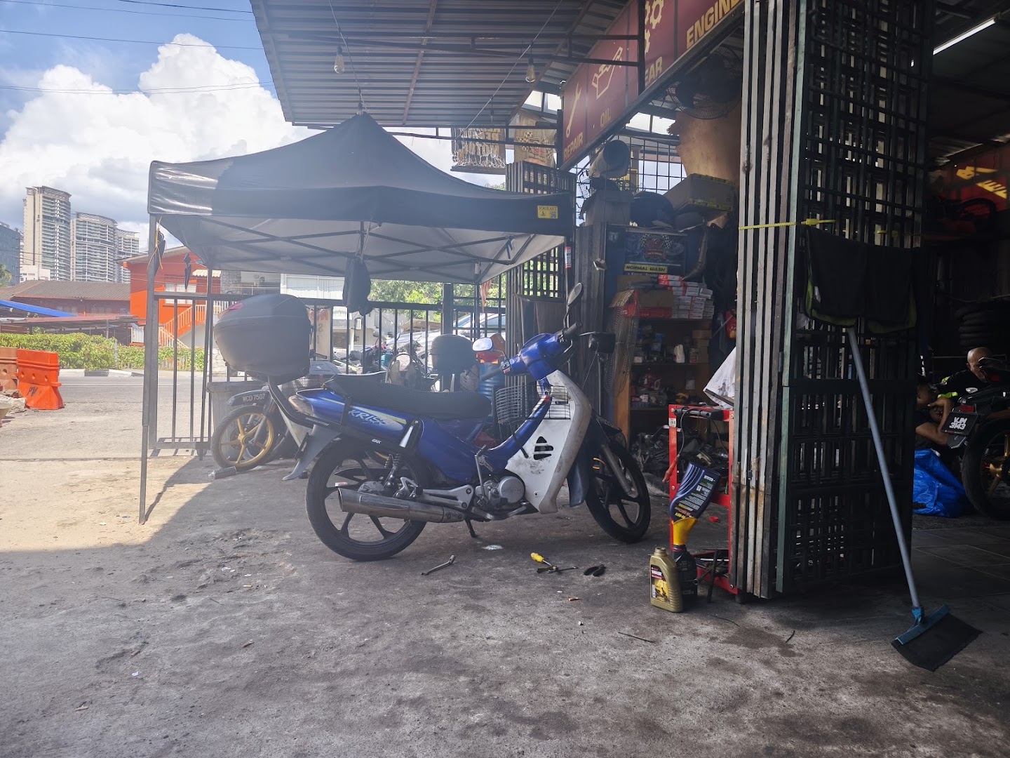 TKC Motorcycle * Kedai Motor Melayu BUMIPUTERA — photo 2