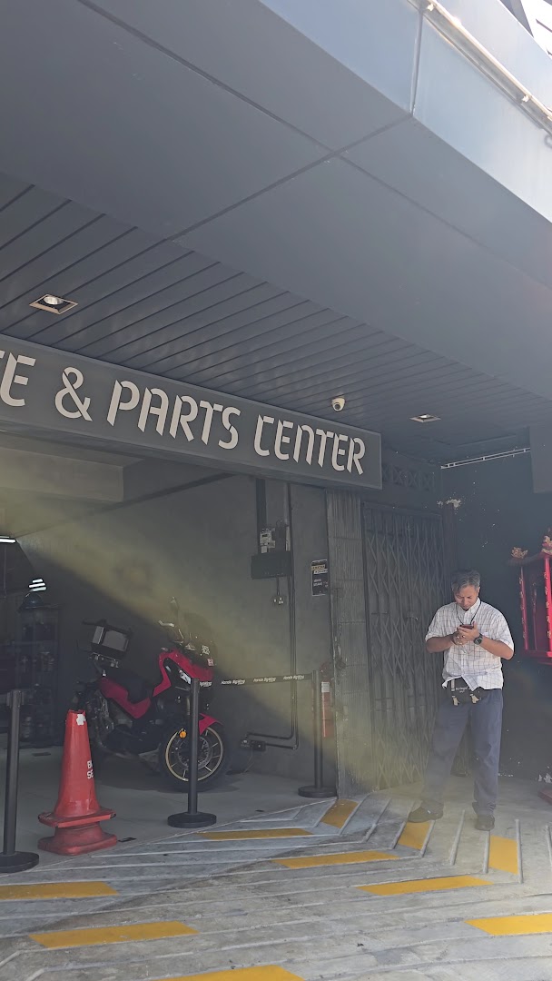 Honda BigWing Setapak — photo 2