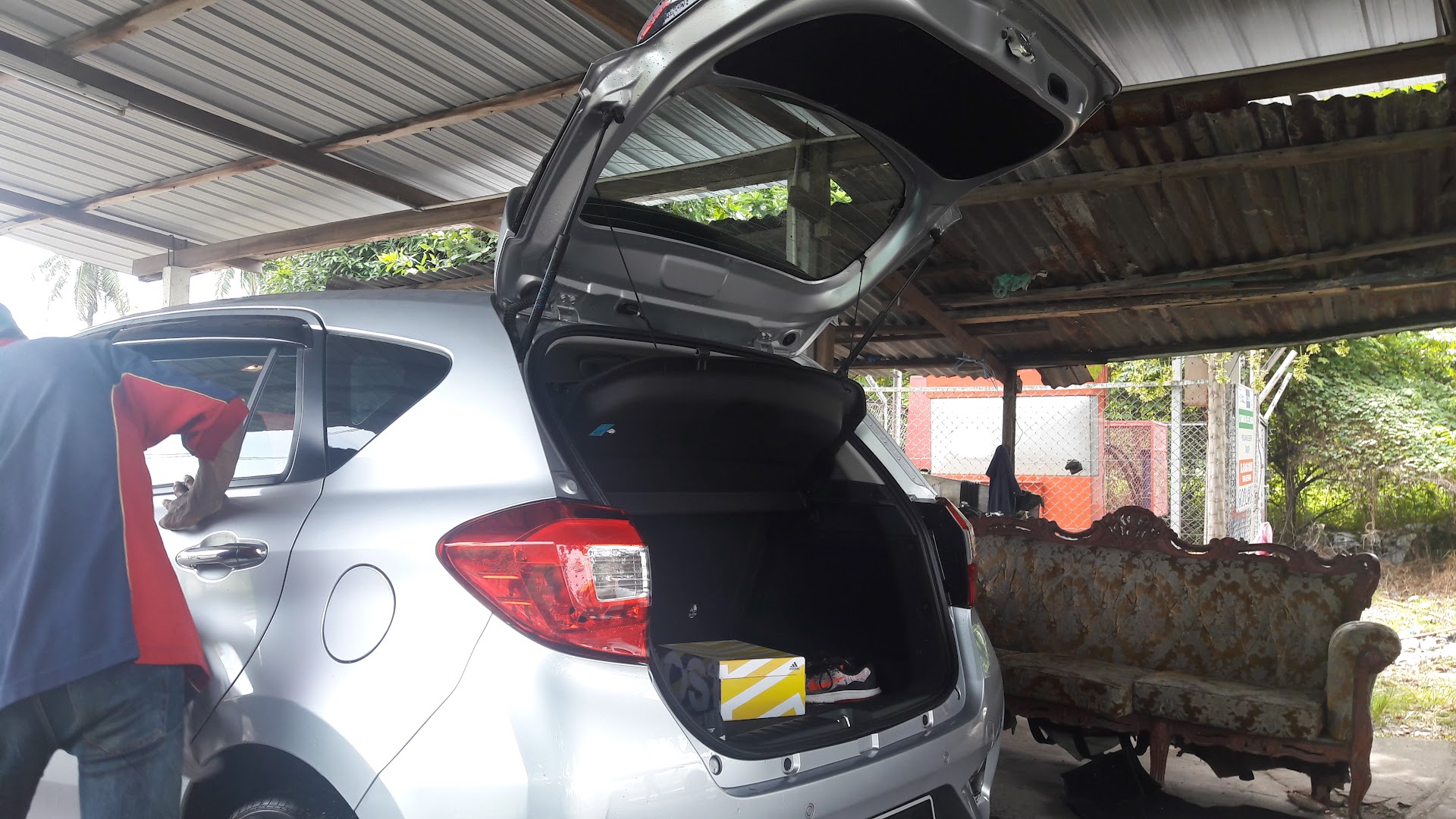 gee Street motor — photo 2