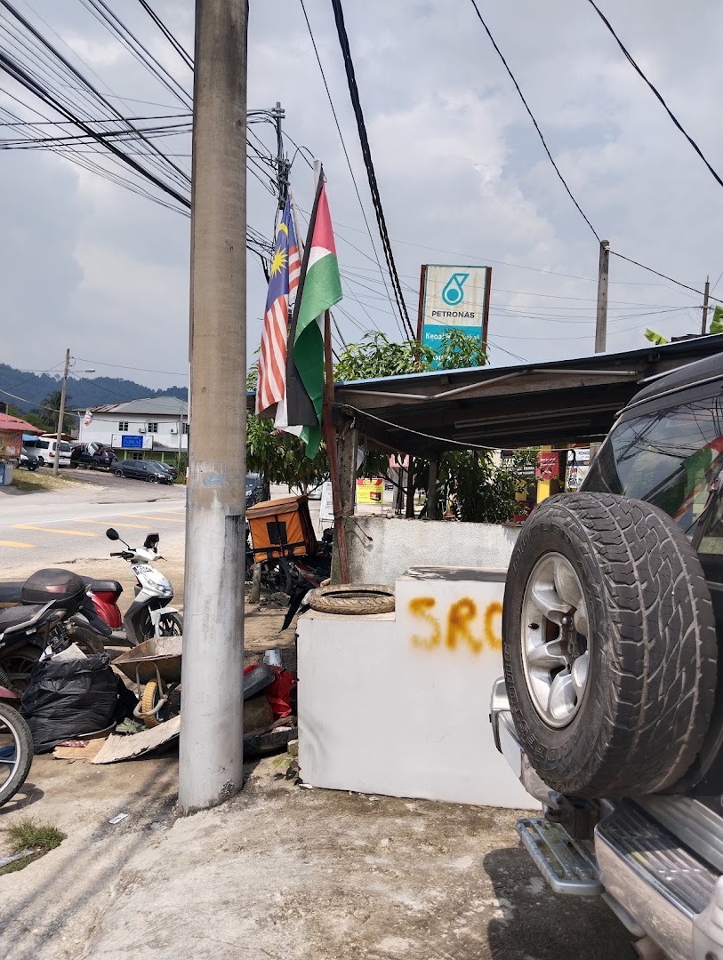 Sron Motor in Hulu Langat