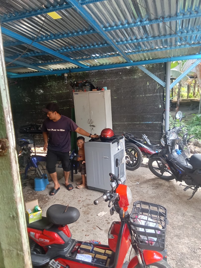 Norharif workshop in Wakaf Bharu