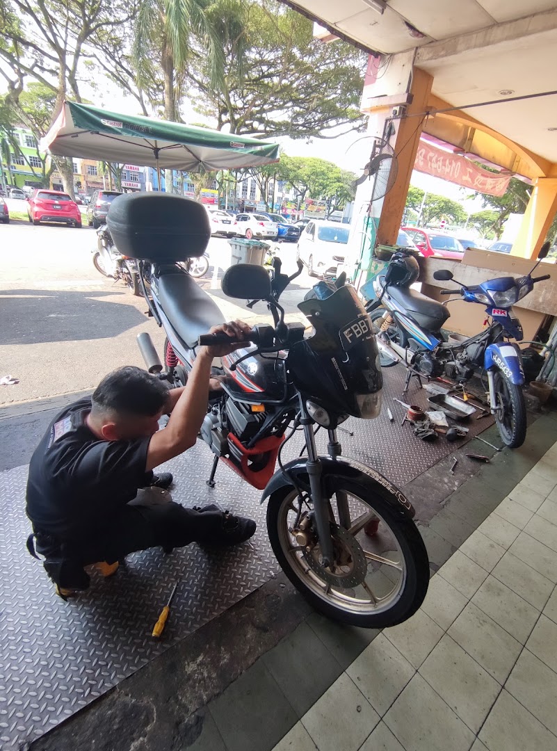 Castrol Bike Point - Ah Kau Motorcycle And Bicycle Shops — photo 3