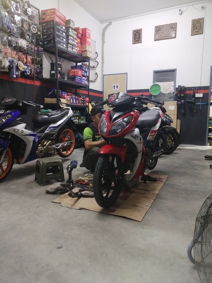 Bengkel Motor Yus in Johor Bahru