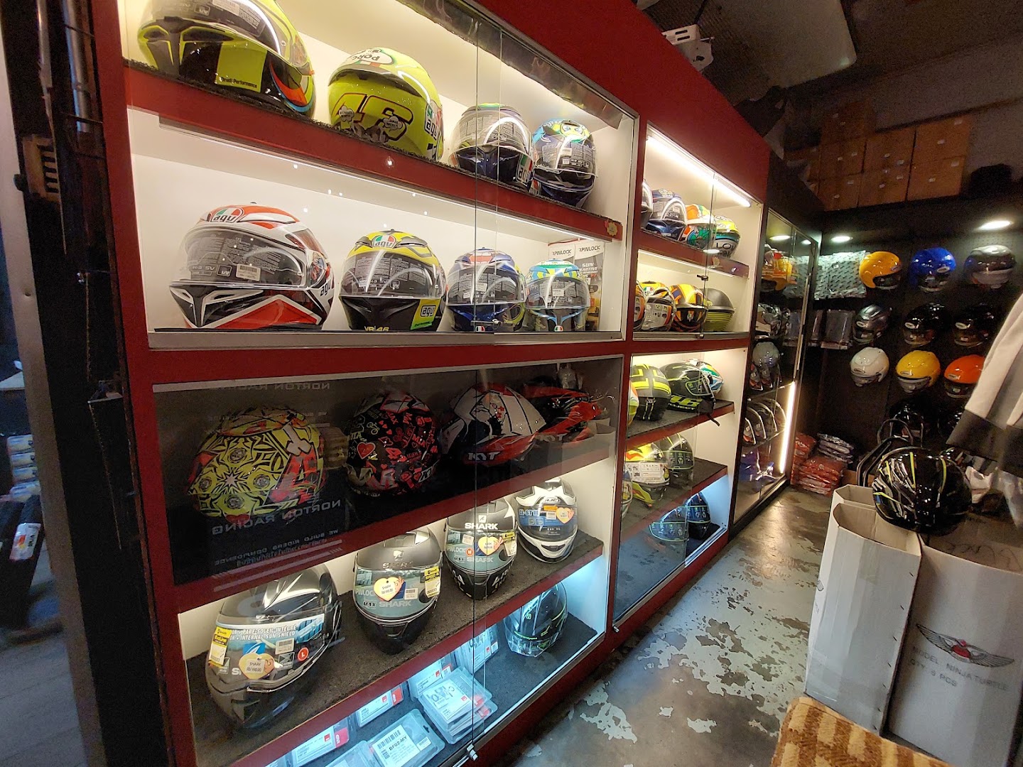 Tokico Accessories Racing Station (Rapido Malaysia authorised dealer) — photo 2