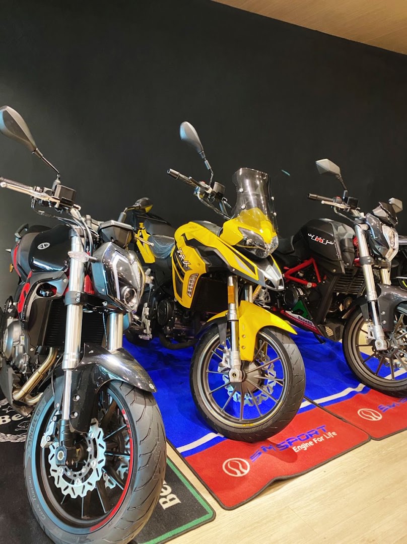Borneo Motor 1Borneo Hypermall — photo 3