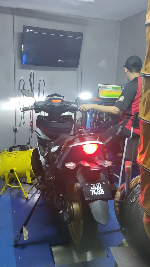 Dyno'R'us Tuning Center — photo 3