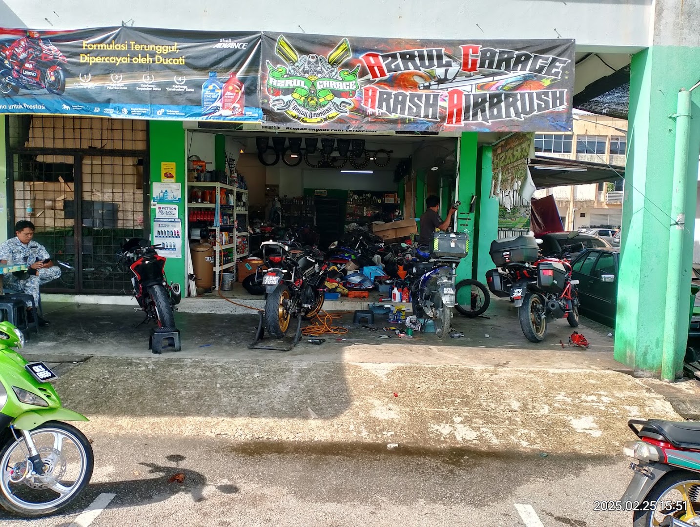 Azrash garage — photo 2