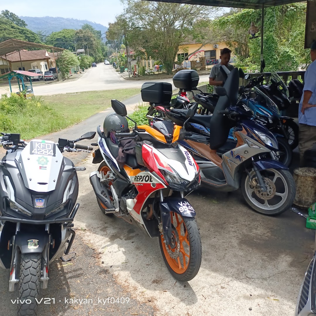 Paksu Motor, Sik - Scooter Specialist & Motorcycle repair shop in Sik