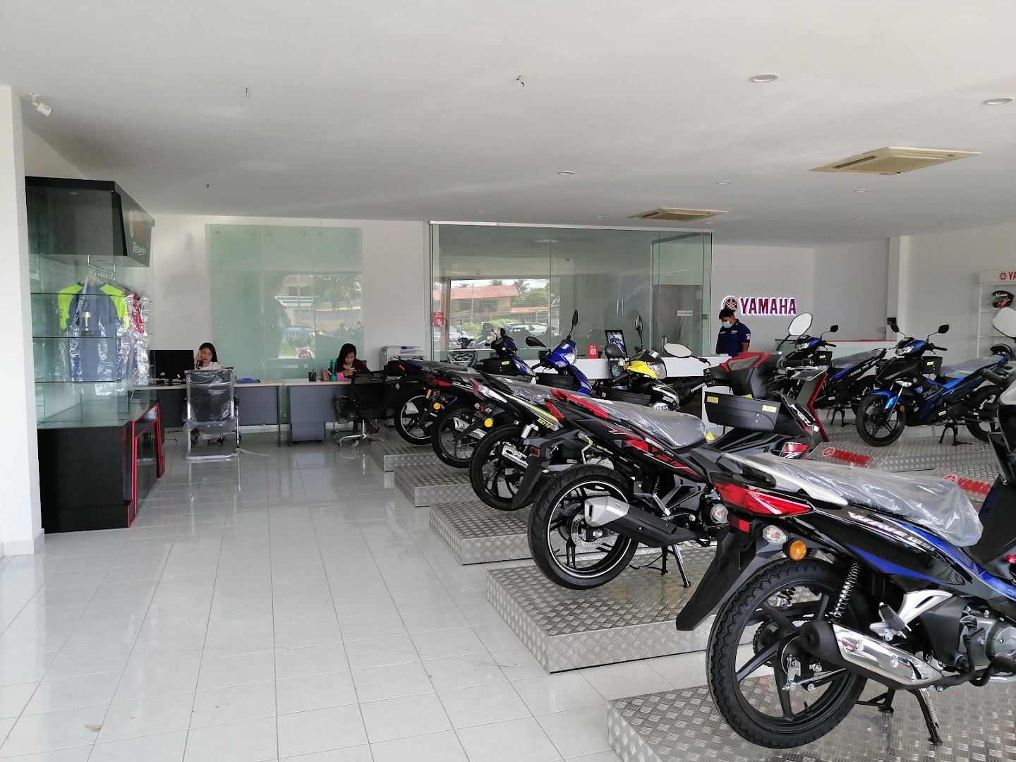 Weeraju Motor Putatan — photo 2