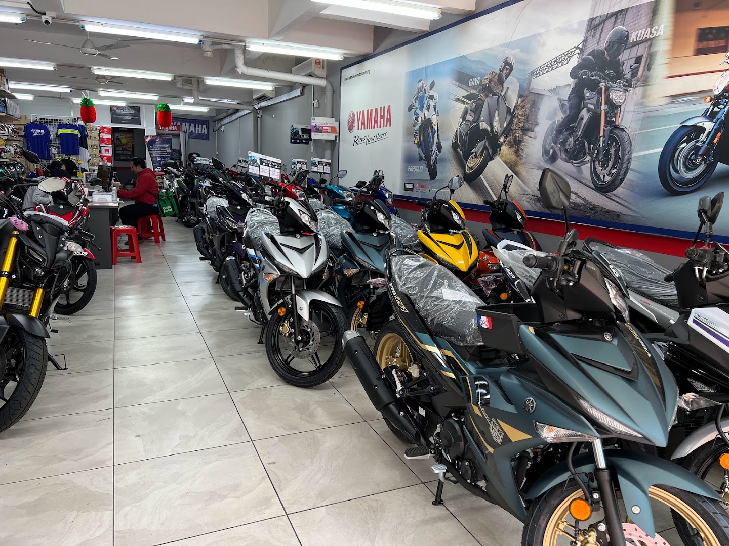 Yamaha YQS - Serdang Motorcycle — photo 2