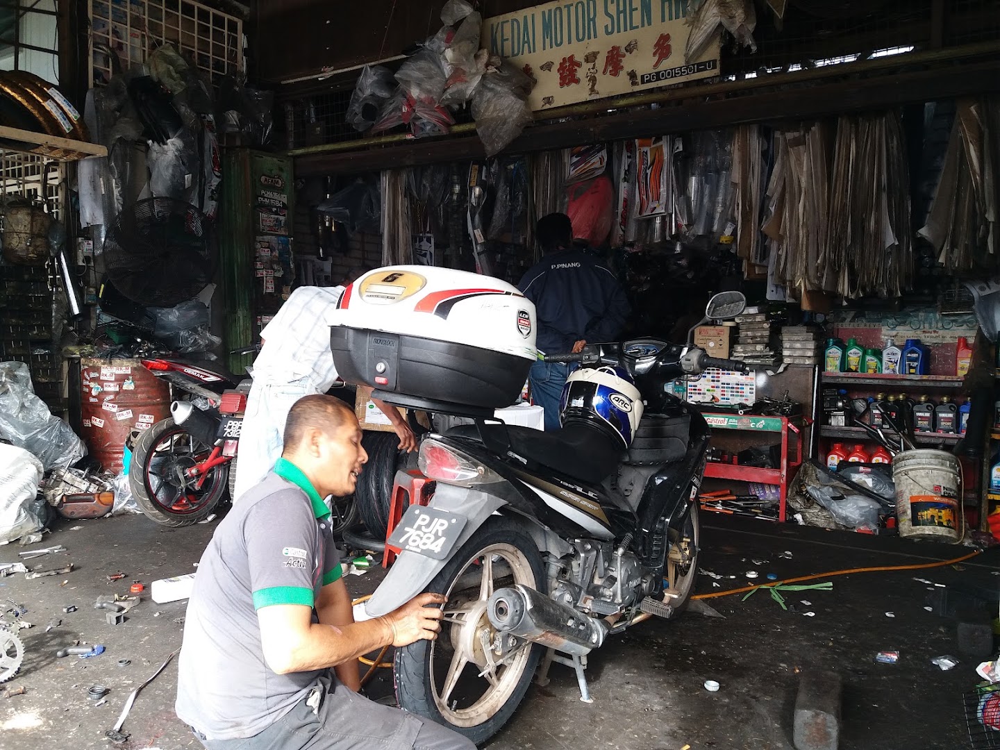 Castrol Bike Point - Kedai Motor Shen Hwa — photo 2