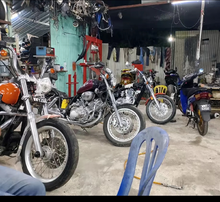 ARIFF GARAGE WORKSOP — photo 1