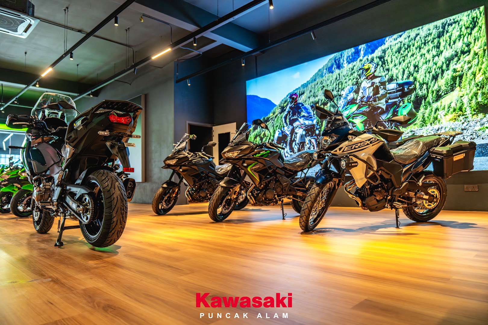 Kawasaki Puncak Alam — photo 2