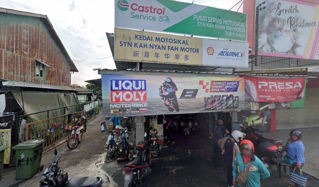 Syn Kah Nyan Fah Motor in Siburan