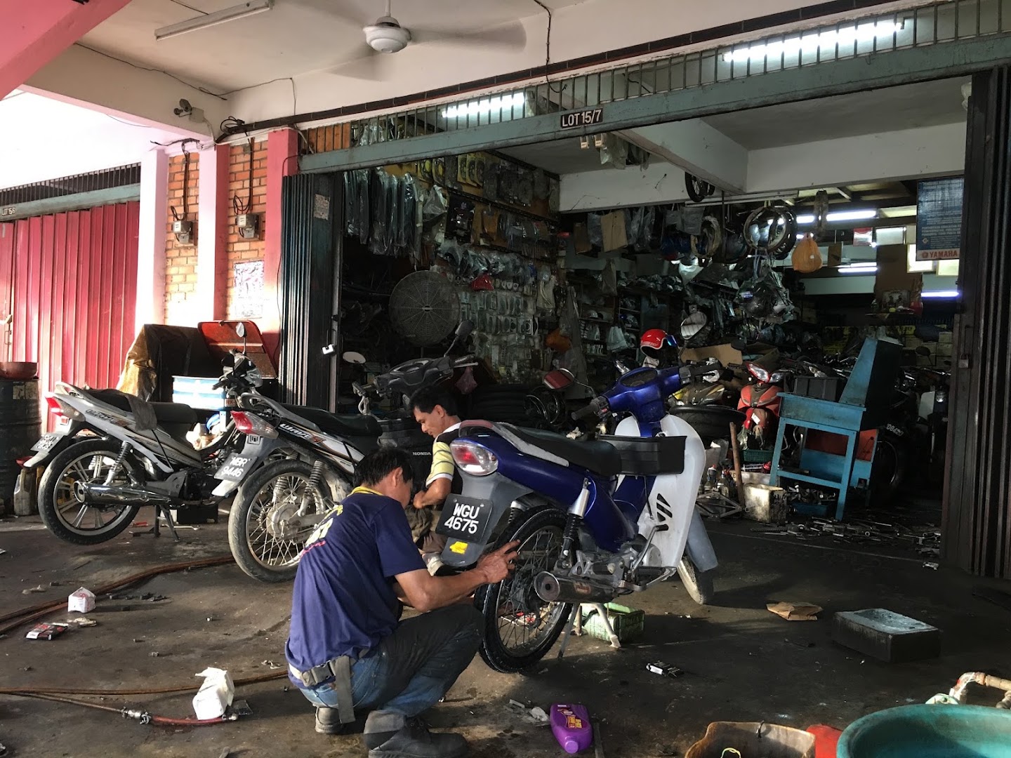 Kedai Motor Kanchong in Banting