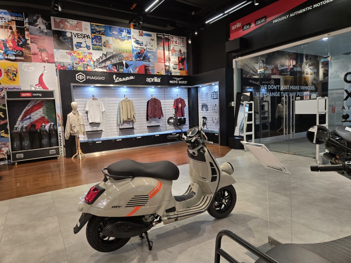 Vespa Kuala Lumpur — photo 2