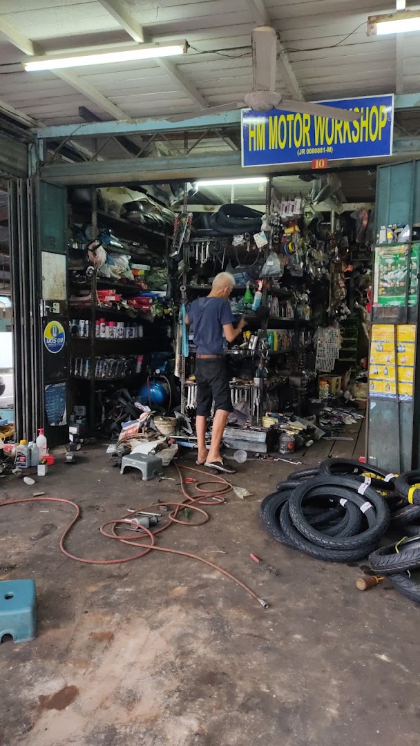 HM Motor Workshop #UOS Oil — photo 3