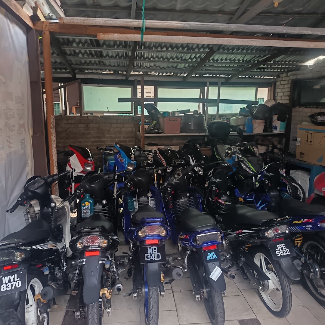 Haidar Moto in Muar