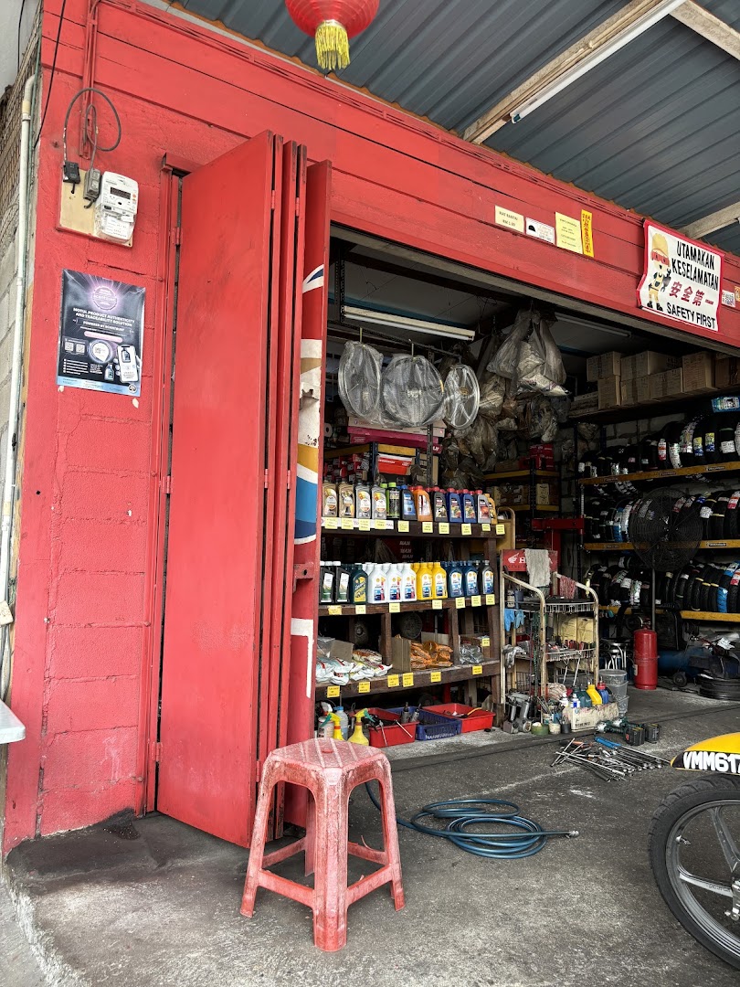 Thian Leong Motor in Dengkil