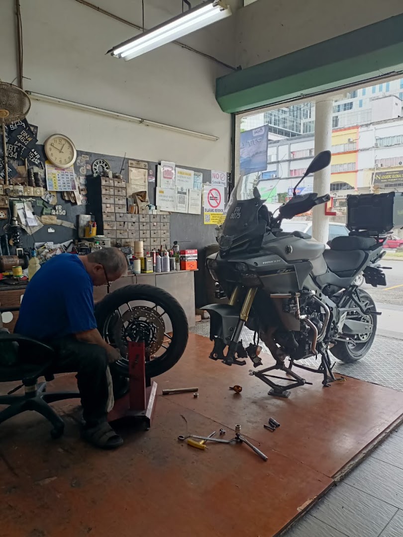 Castrol Bike Point Ah Seng Motorbike — photo 3